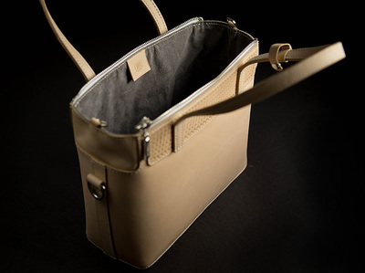 硬軌手工皮具手提包 匠心獨運的零售魅力